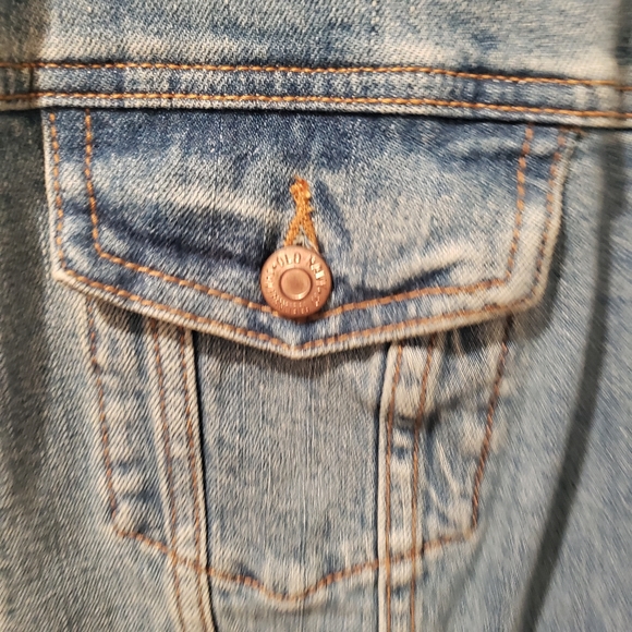 Jean Jacket - Picture 4 of 4